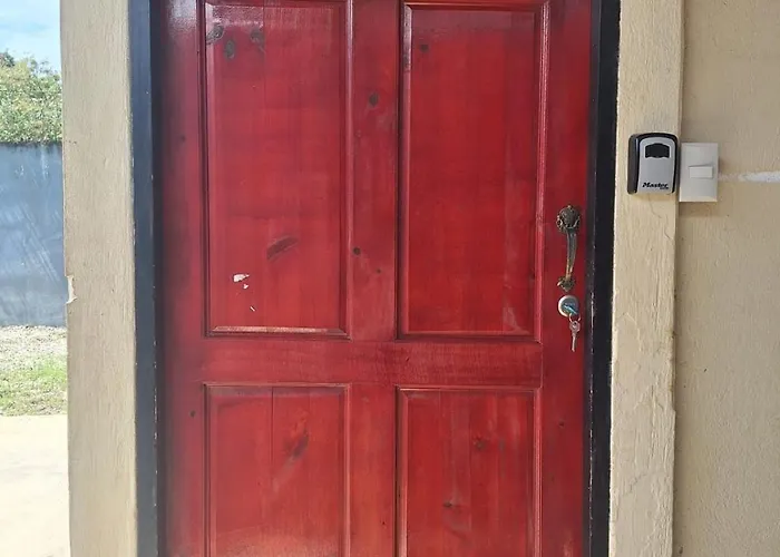 Apartamento Grande En Con Piscina A 2 Min Caminando De Playa Brasilito